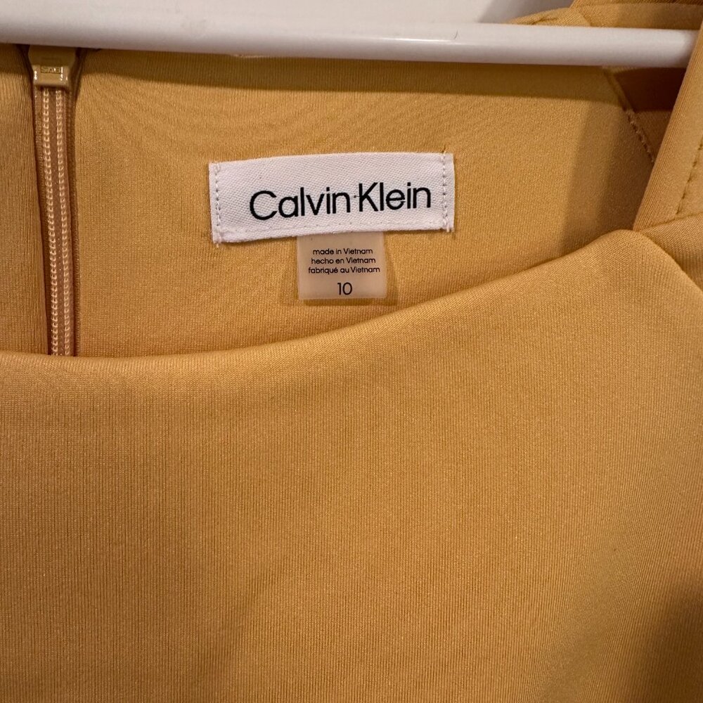 Calvin Klein Cap-Sleeve Scuba Sheath Dress - Picture 3 of 4